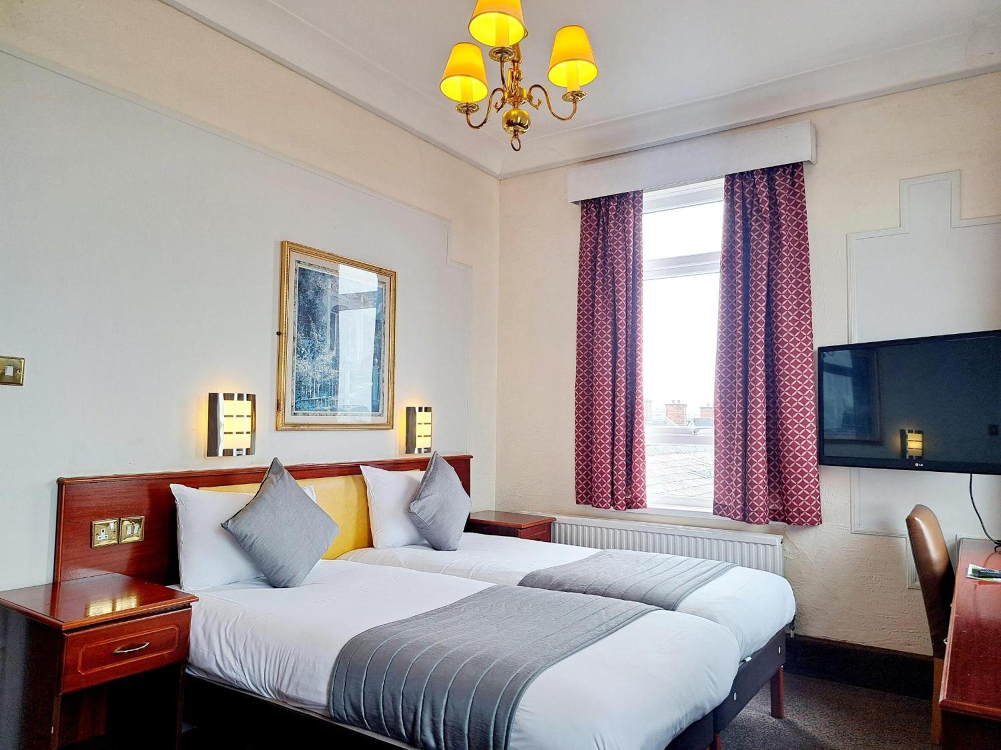 Scarisbrick Hotel Саутпорт Екстериор снимка